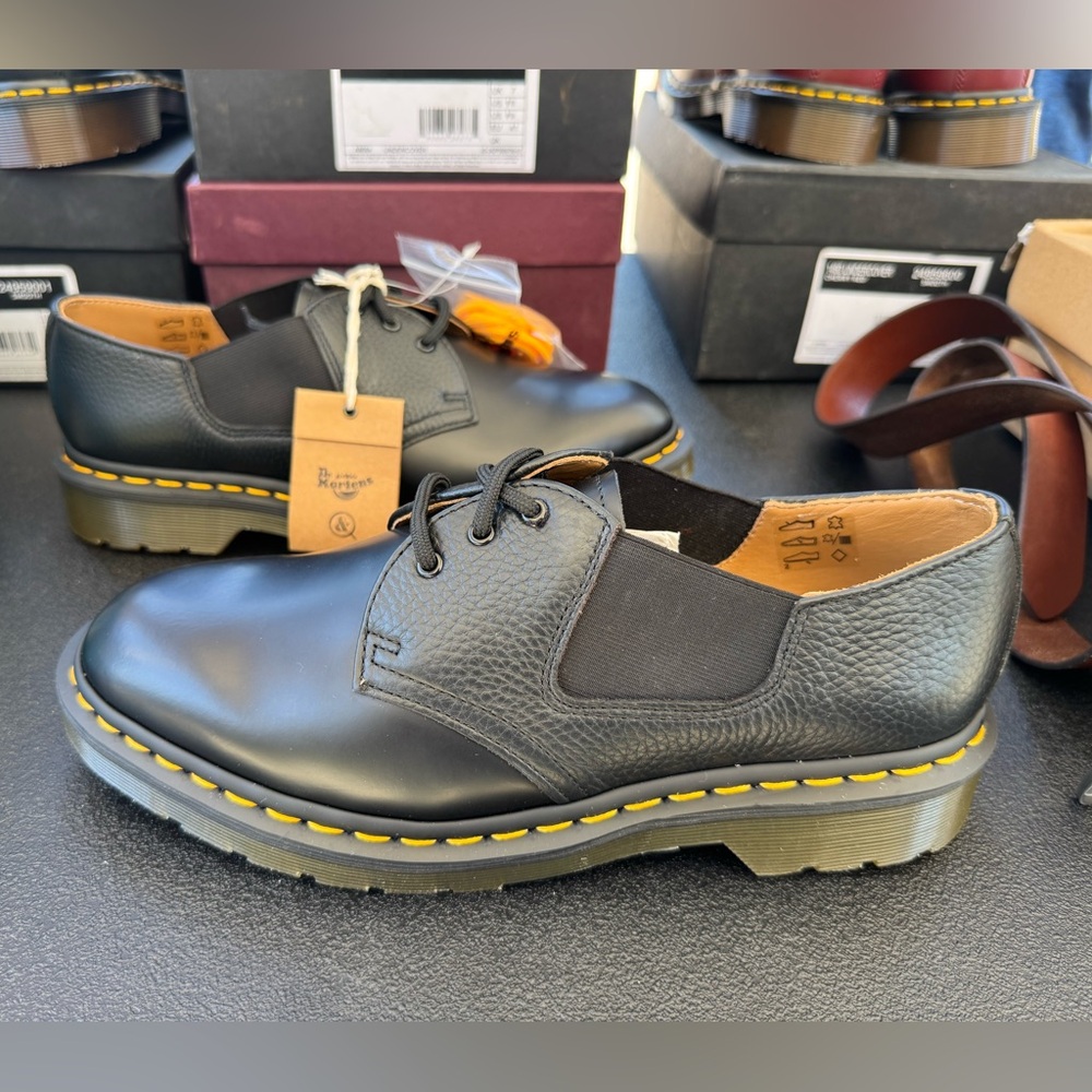 Dr Marten United Arrows 1461 Louis Size 9 Mens
